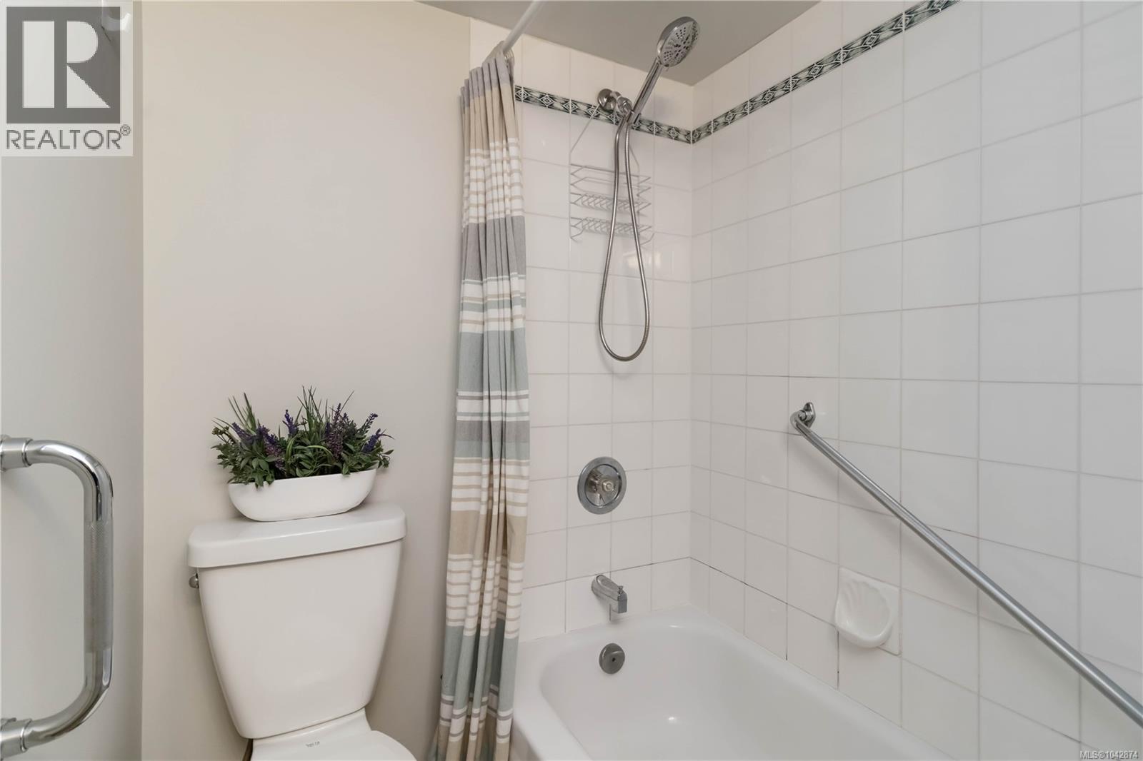 #101 2710 Grosvenor Rd - 16