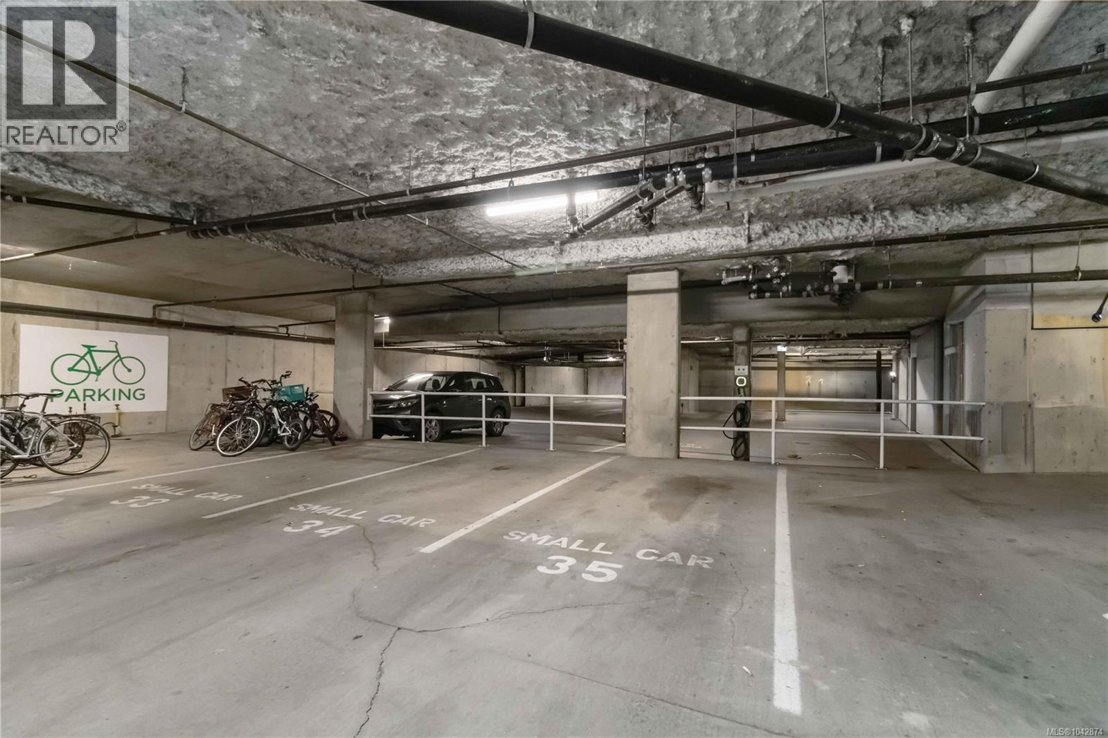 #101 2710 Grosvenor Rd - 24