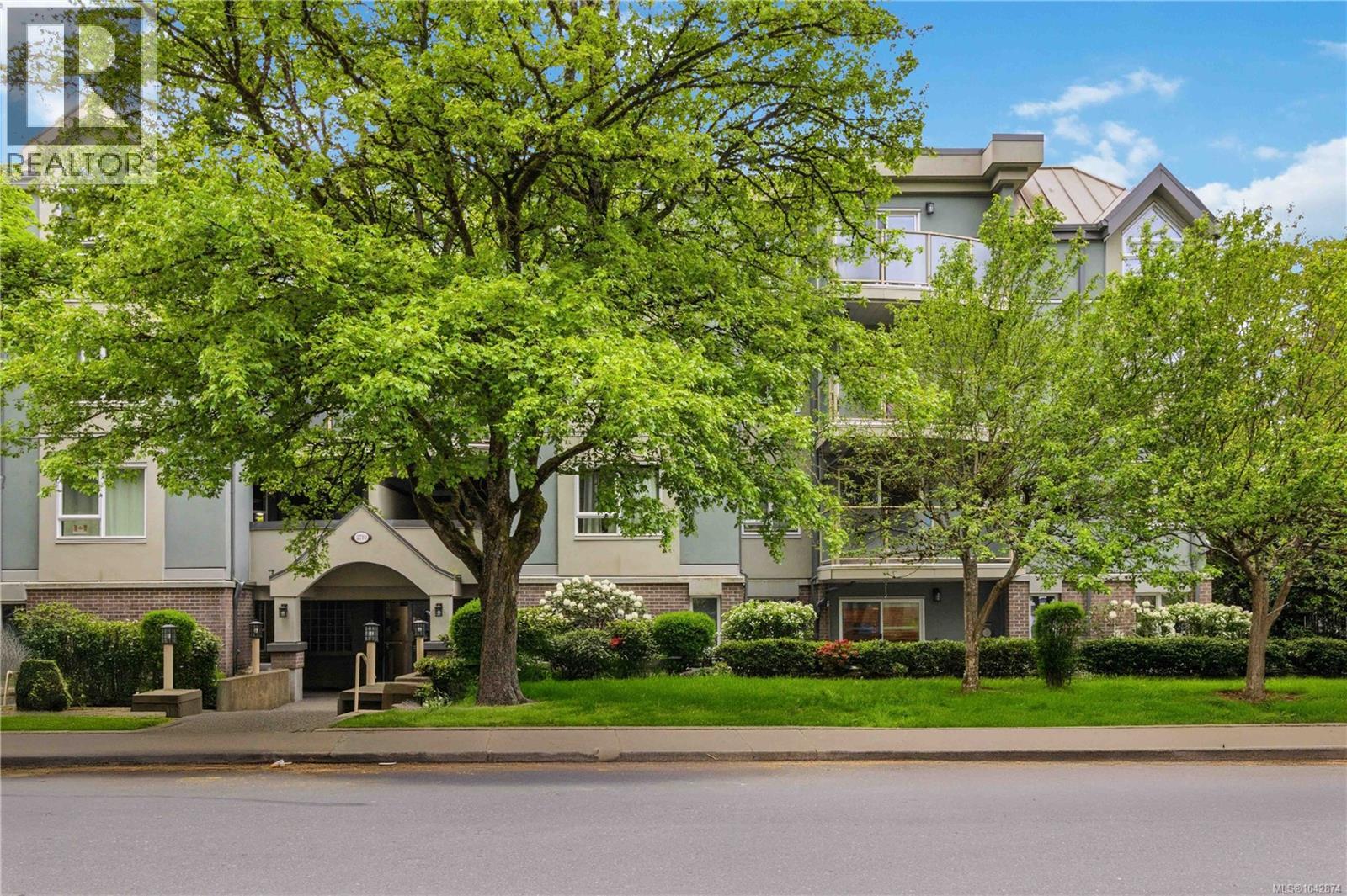#101 2710 Grosvenor Rd - 28
