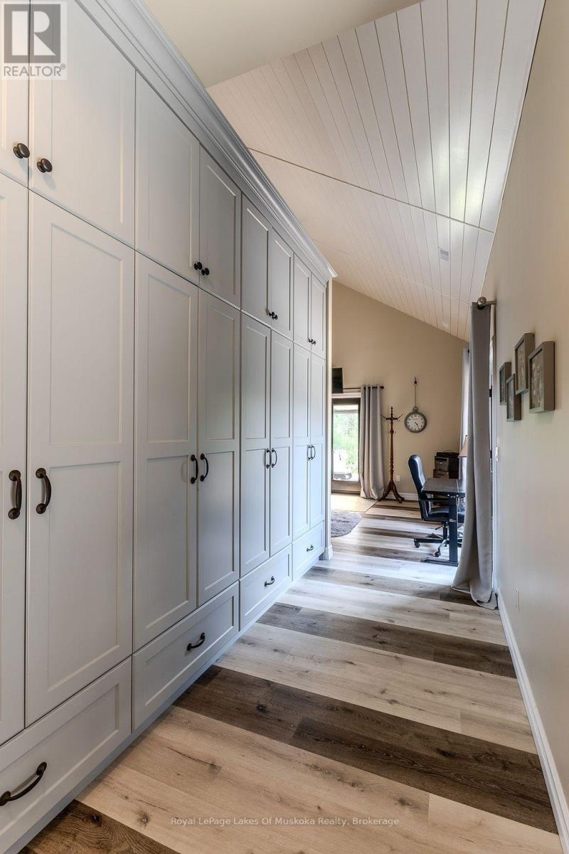 679 BOULDER ROAD - 26