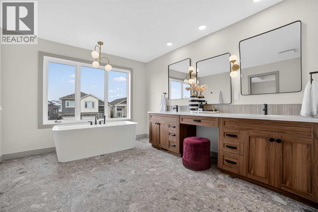 680 Sixmile Crescent S - 27