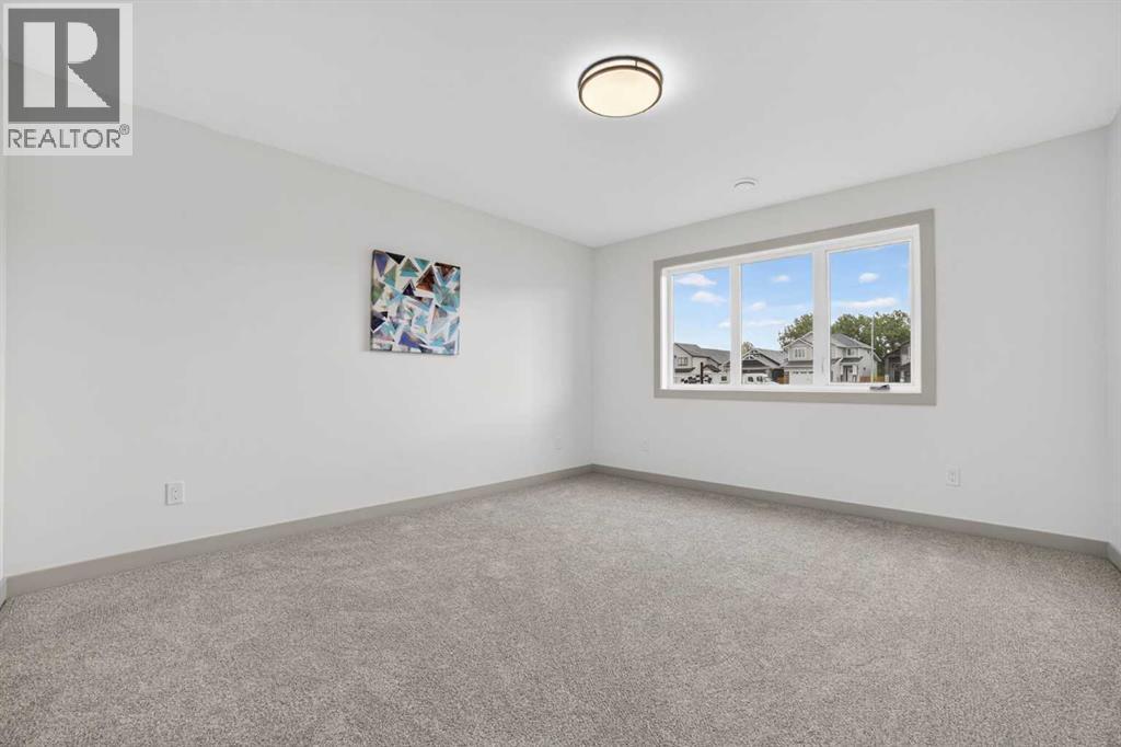 680 Sixmile Crescent S - 41