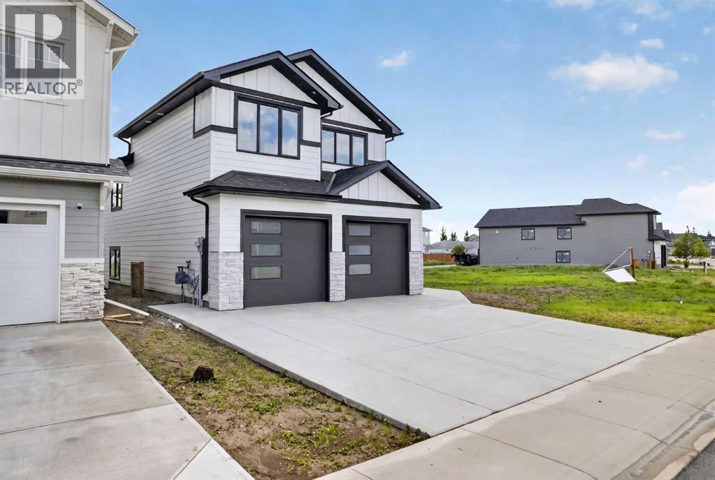 680 Sixmile Crescent S - 43
