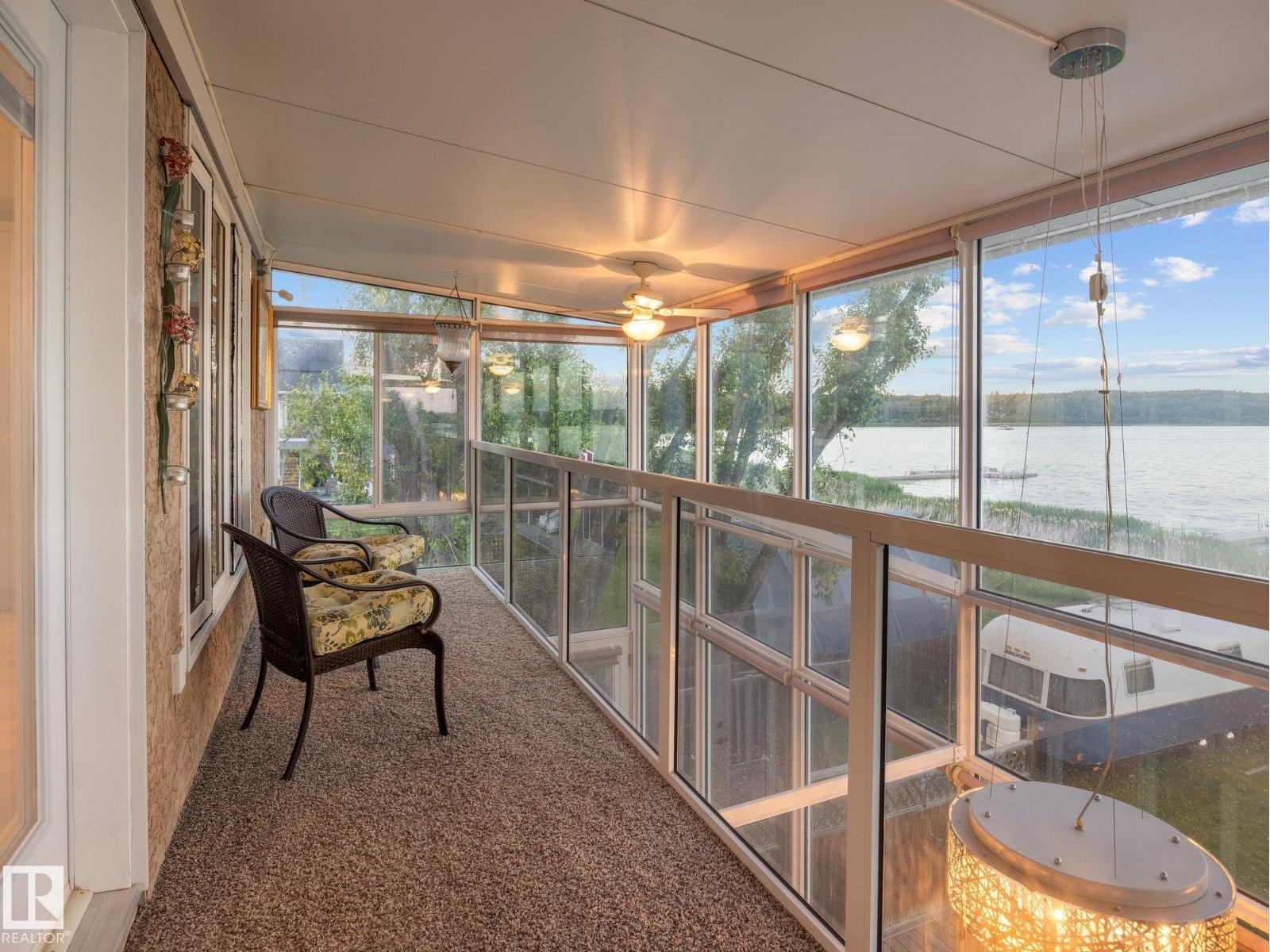 104 BAYVIEW DR - 38