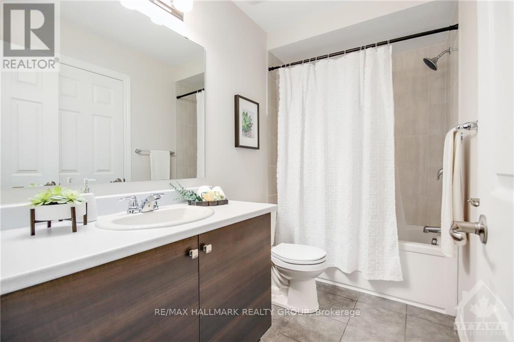 298 ZENITH PRIVATE, Ottawa. Luxury613. By Peter Sagos - Image 12