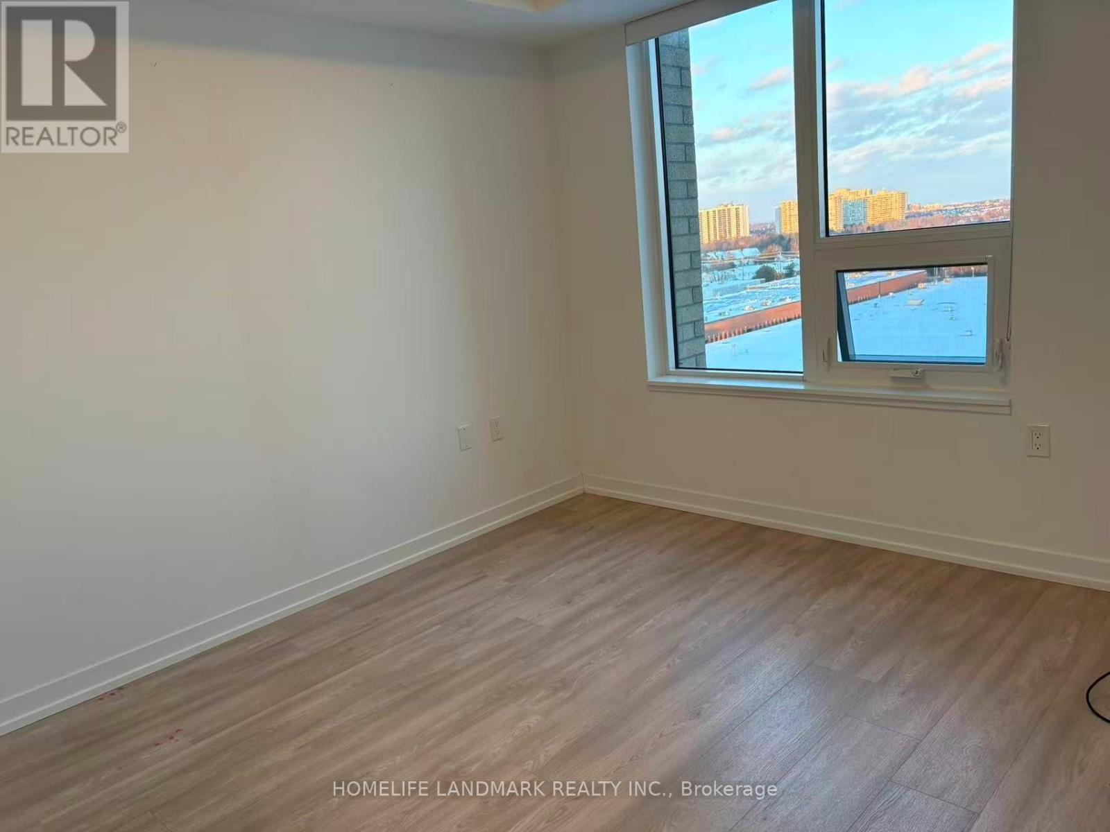 #922 1028 MCNICOLL AVENUE - 8