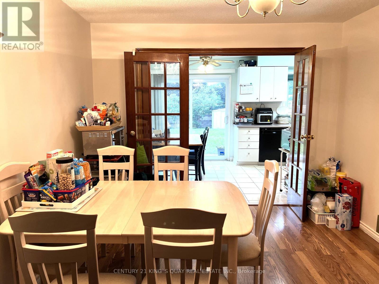 113 STIRLING CRESCENT - 12
