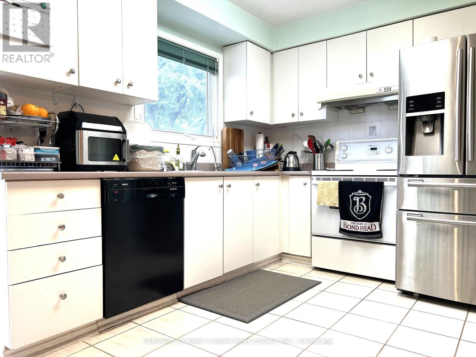 113 STIRLING CRESCENT - 14