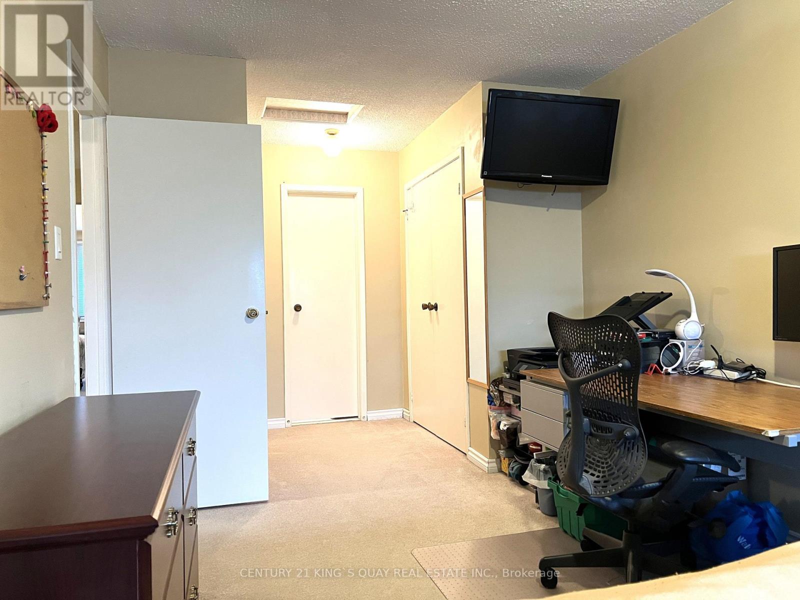 113 STIRLING CRESCENT - 26
