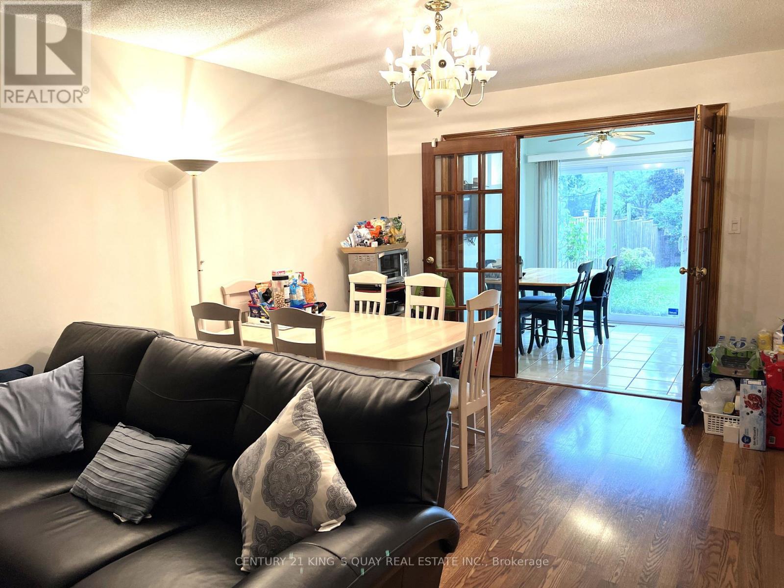 113 STIRLING CRESCENT - 11