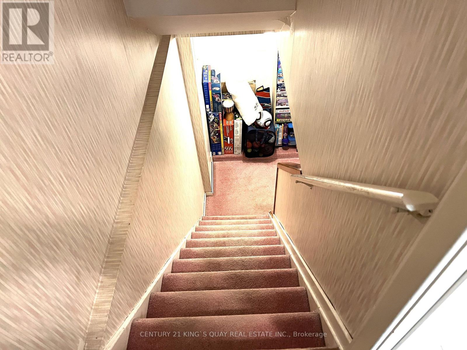 113 STIRLING CRESCENT - 30