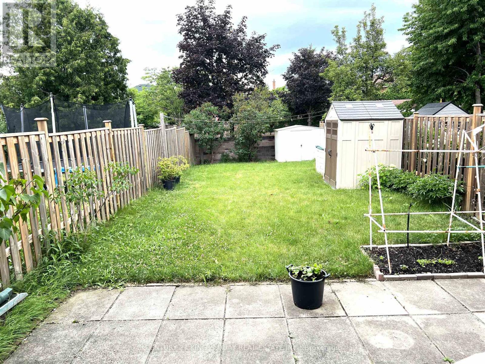 113 STIRLING CRESCENT - 42
