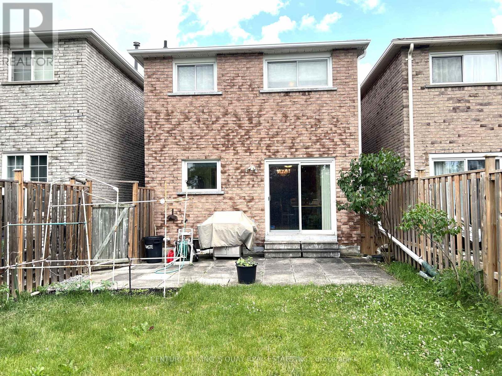 113 STIRLING CRESCENT - 43