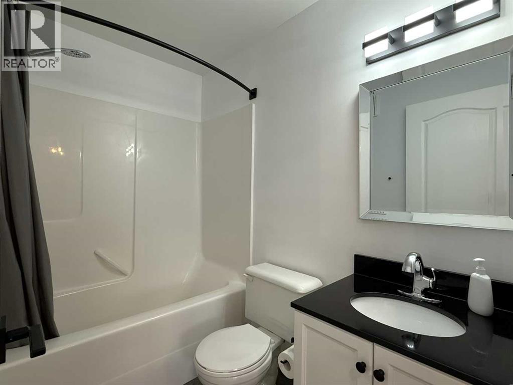 #306 5220 50A Avenue - 18