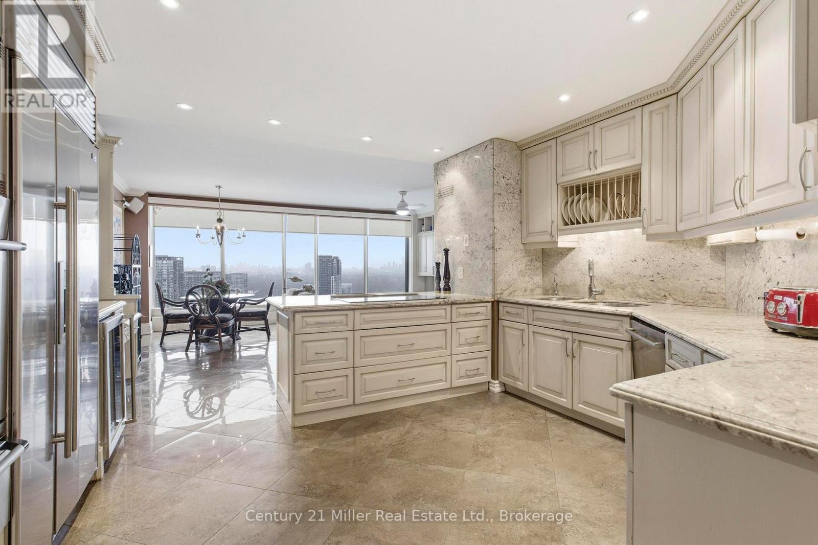 #UNIT 3606 2045 LAKE SHORE BOULEVARD W - 6