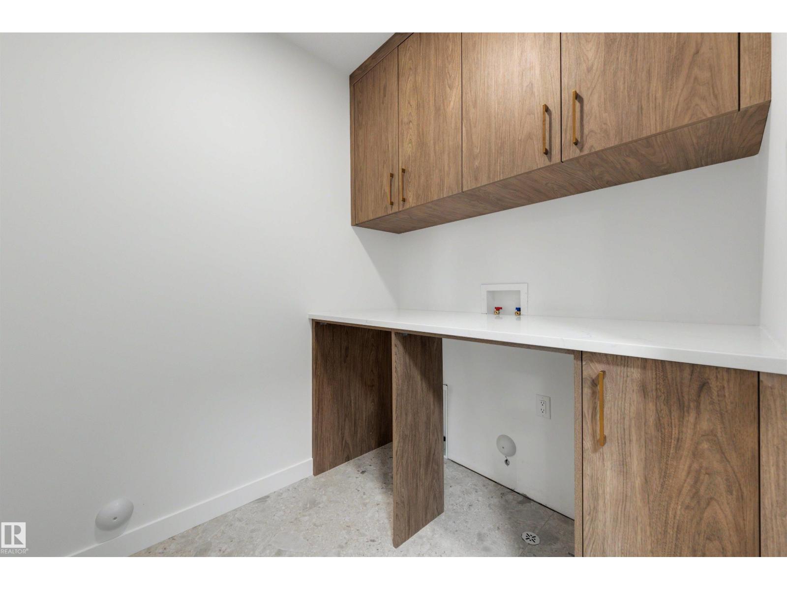 39 ELSINORE PL NW - 18