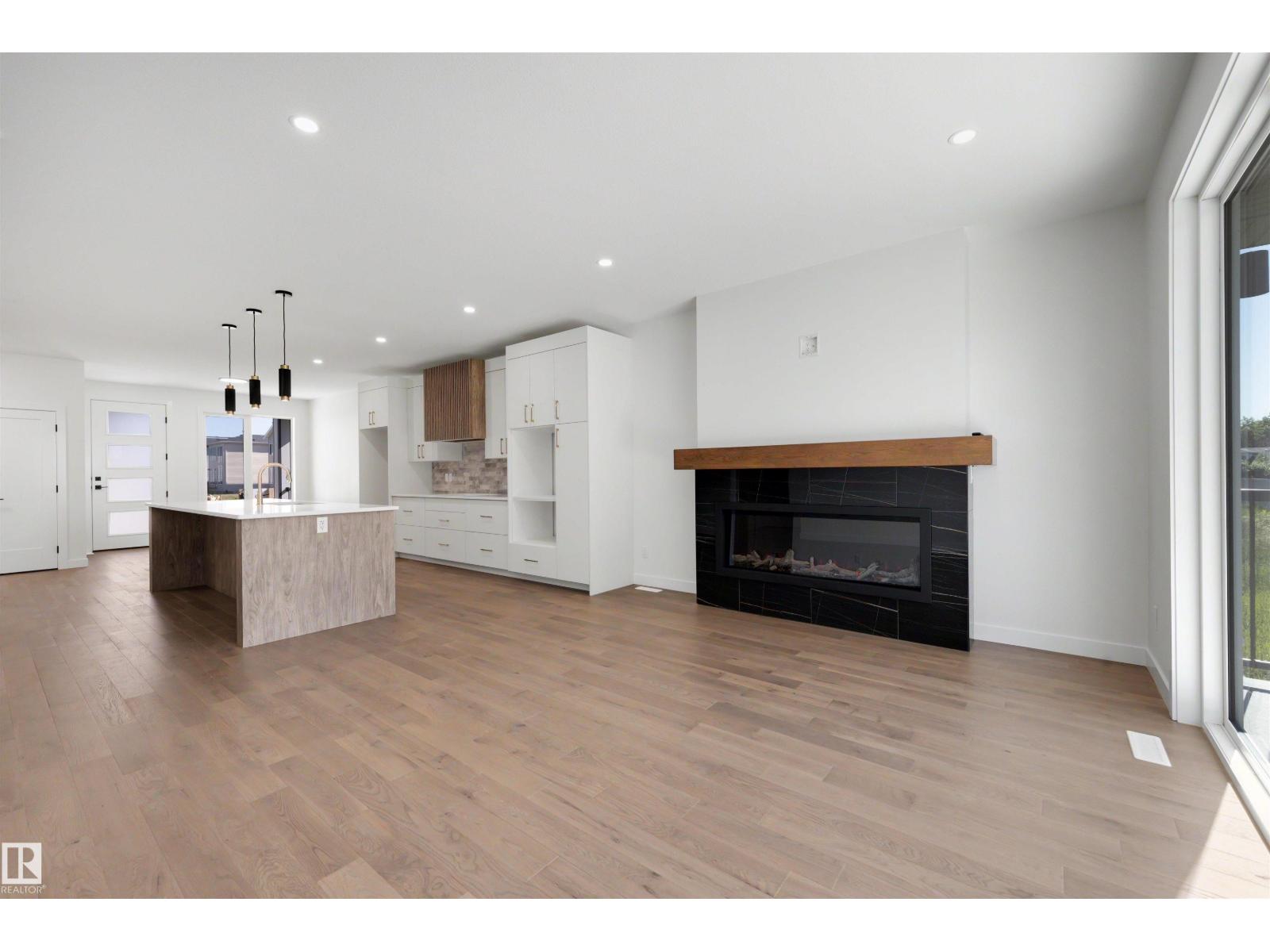 39 ELSINORE PL NW - 10
