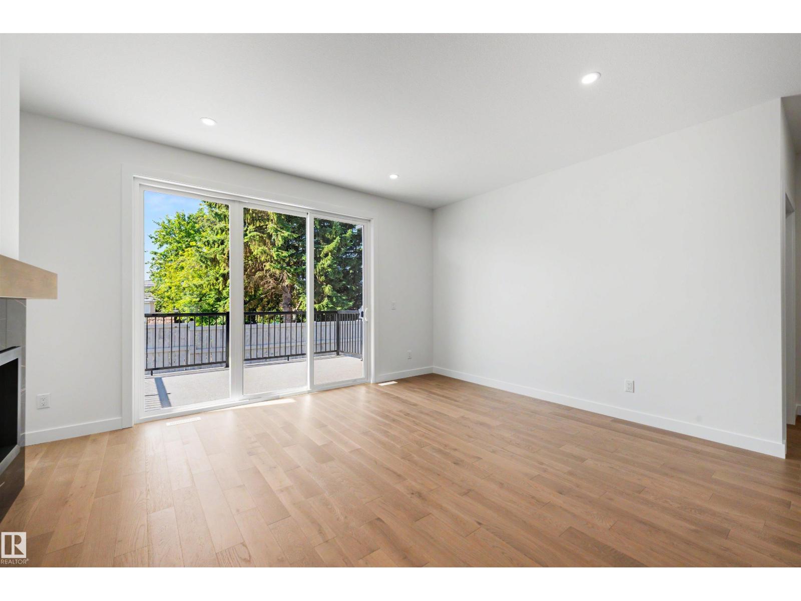 39 ELSINORE PL NW - 24