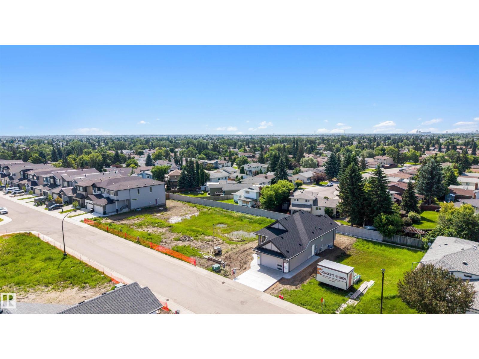 39 ELSINORE PL NW - 35