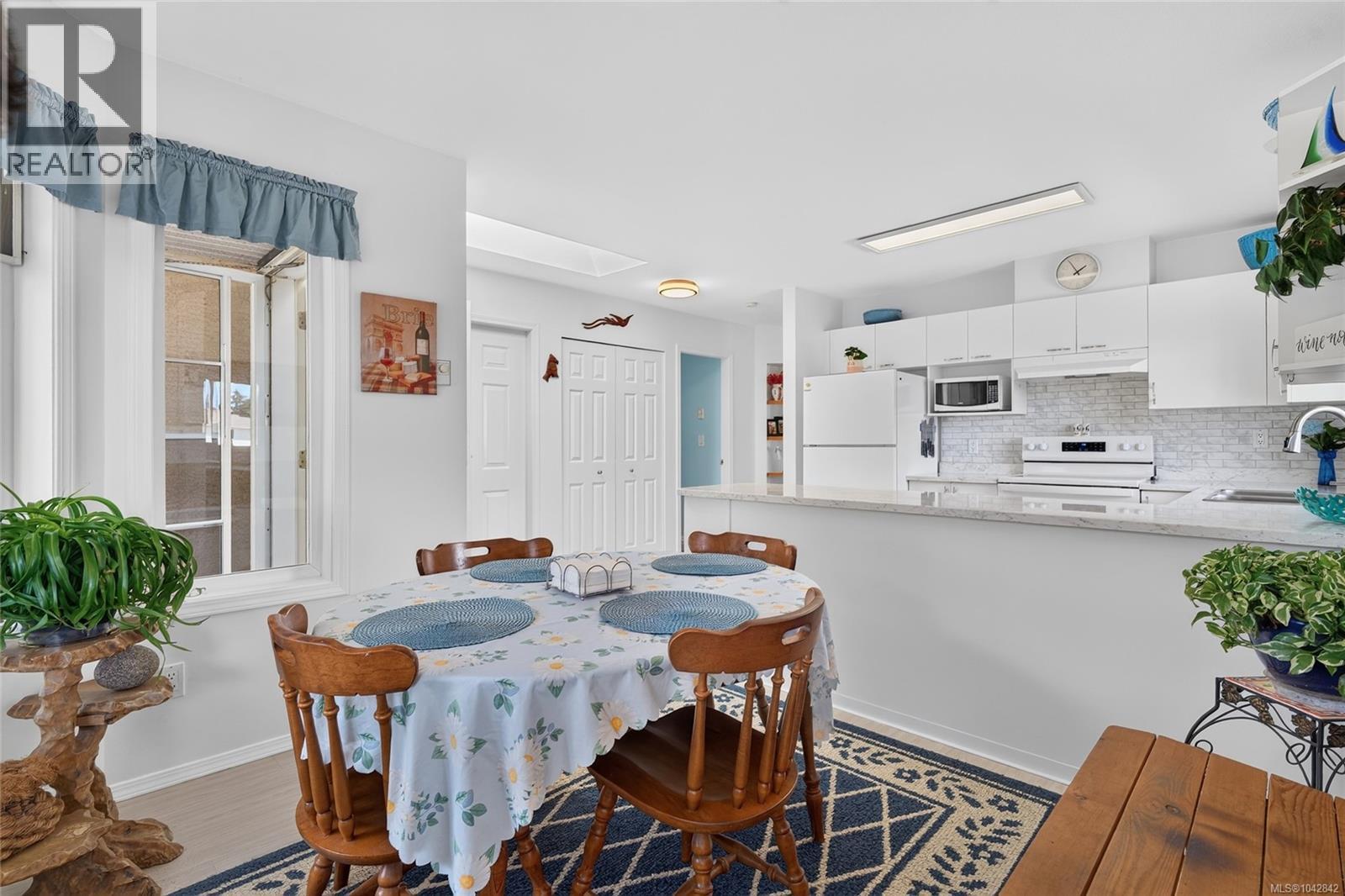 #24 454 MORISON Ave - 14