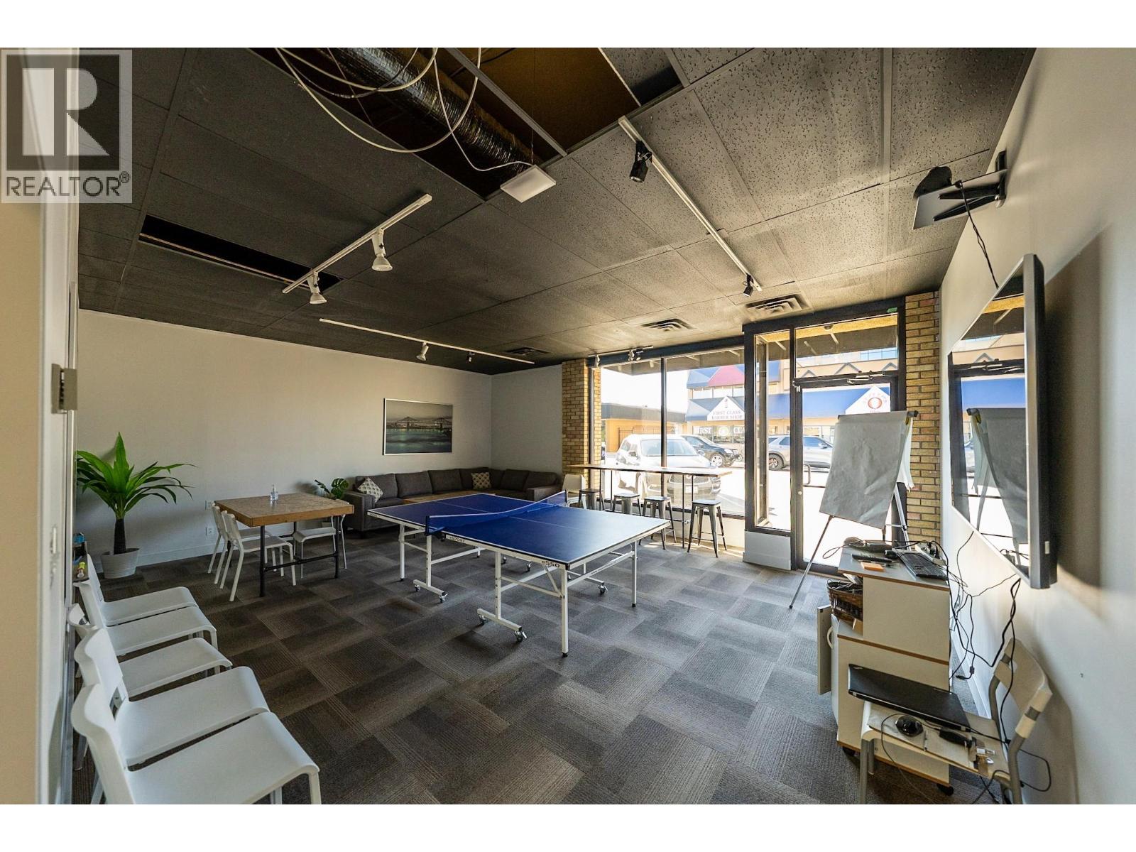  1583 Ellis Street, Kelowna