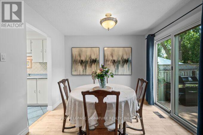 4212 STONEMASON CRESCENT - 13