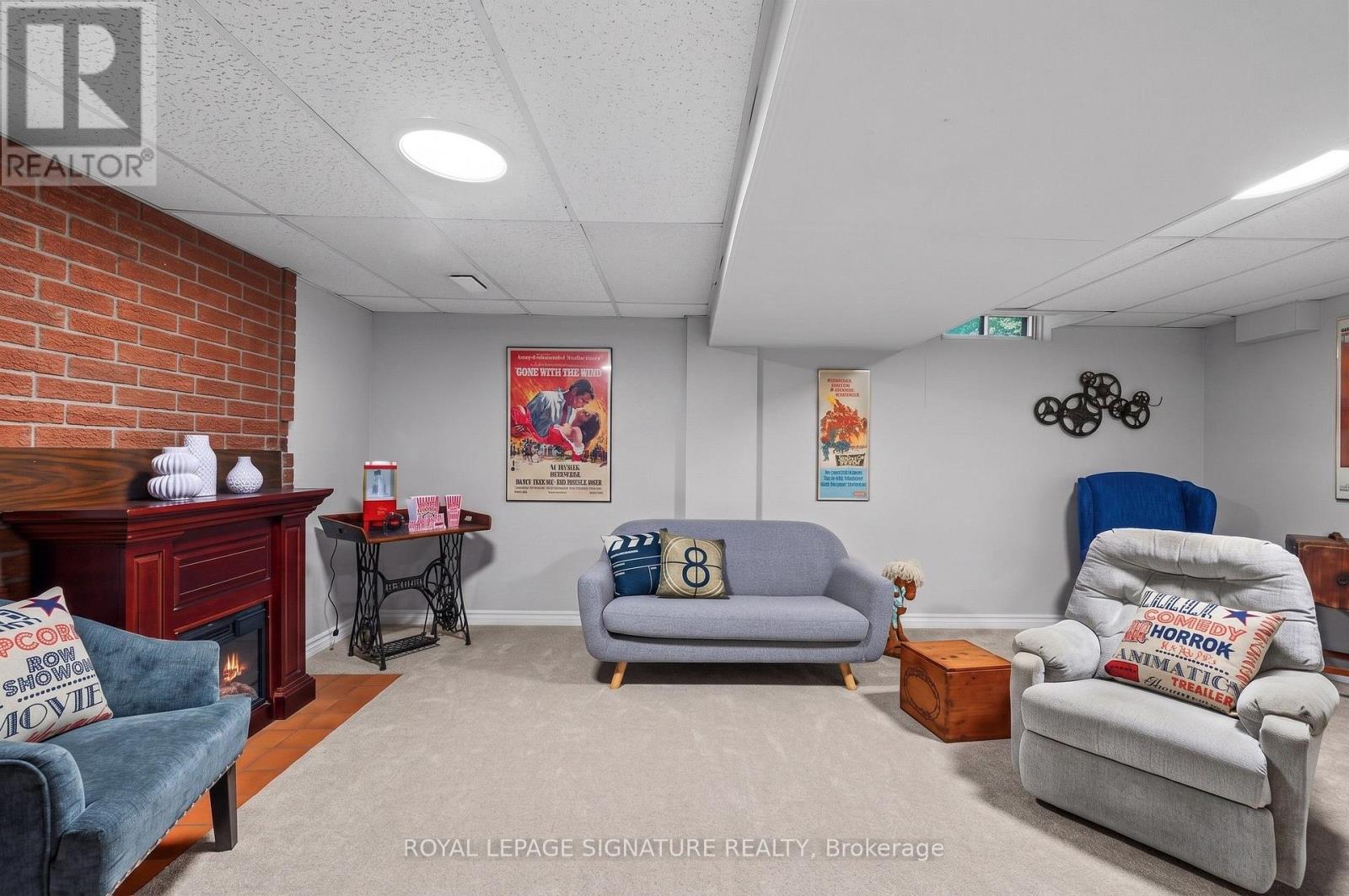 4212 STONEMASON CRESCENT - 36