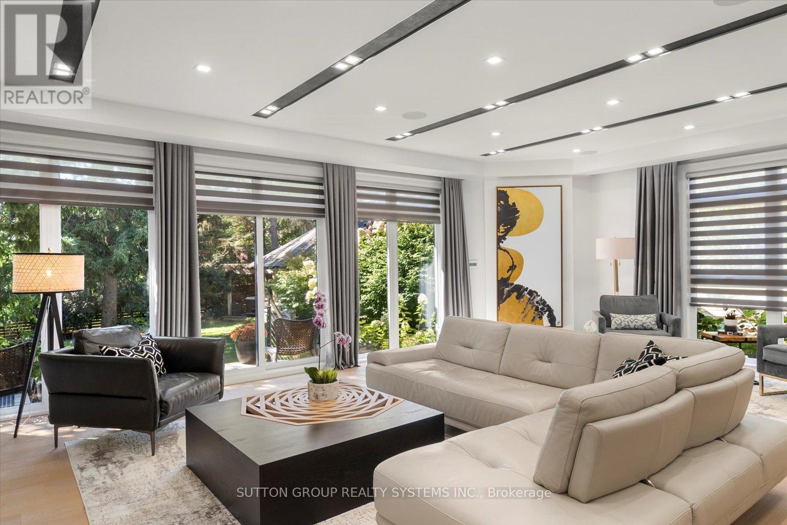 146 MARTIN GROVE ROAD - 10