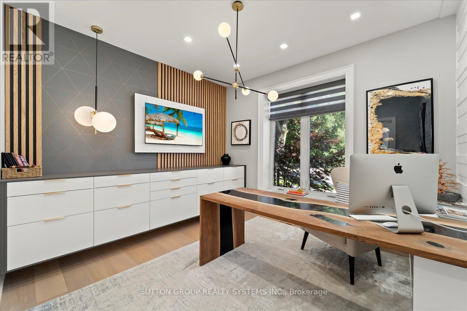 146 MARTIN GROVE ROAD - 13