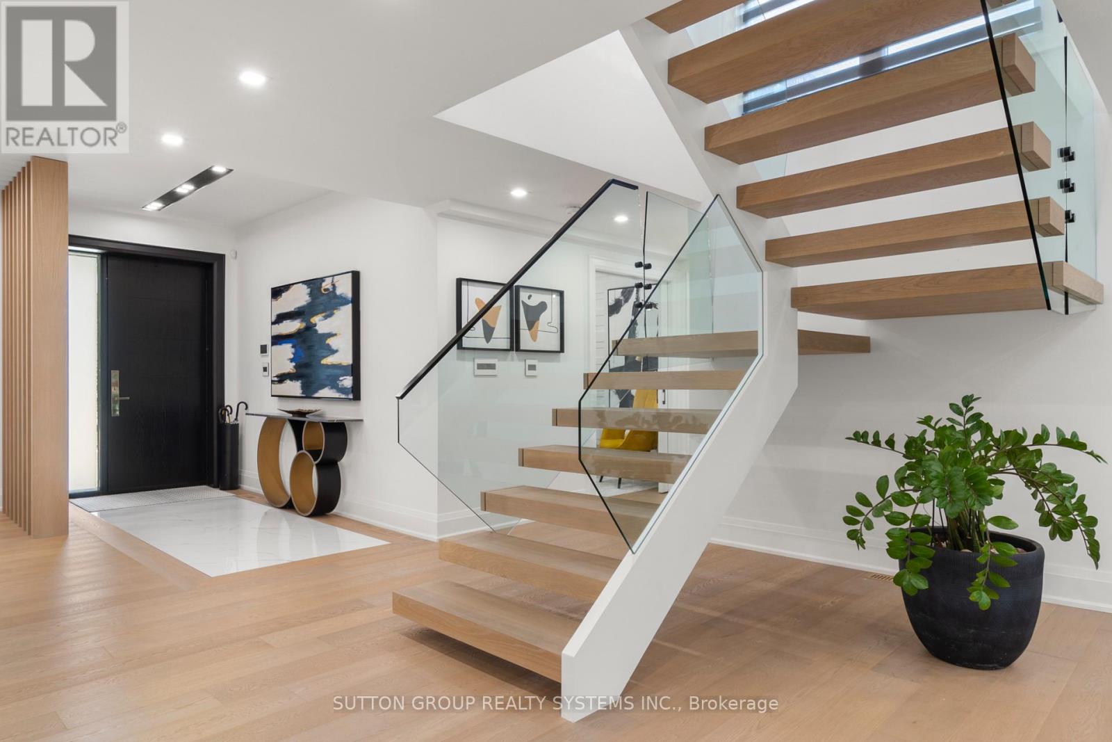 146 MARTIN GROVE ROAD - 14