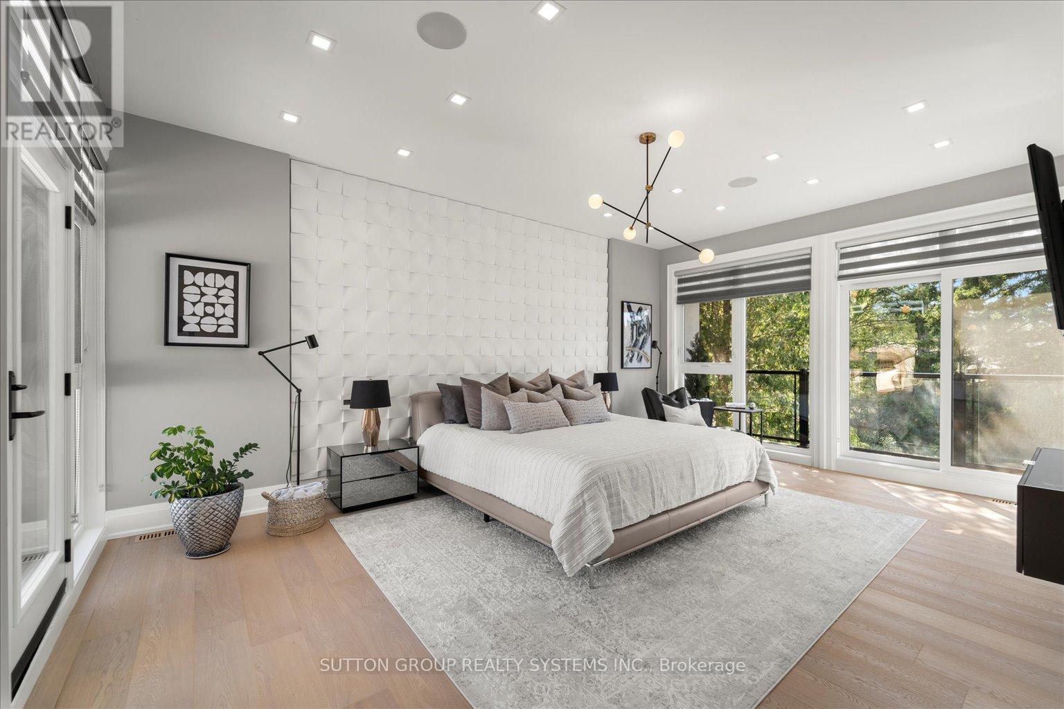 146 MARTIN GROVE ROAD - 18
