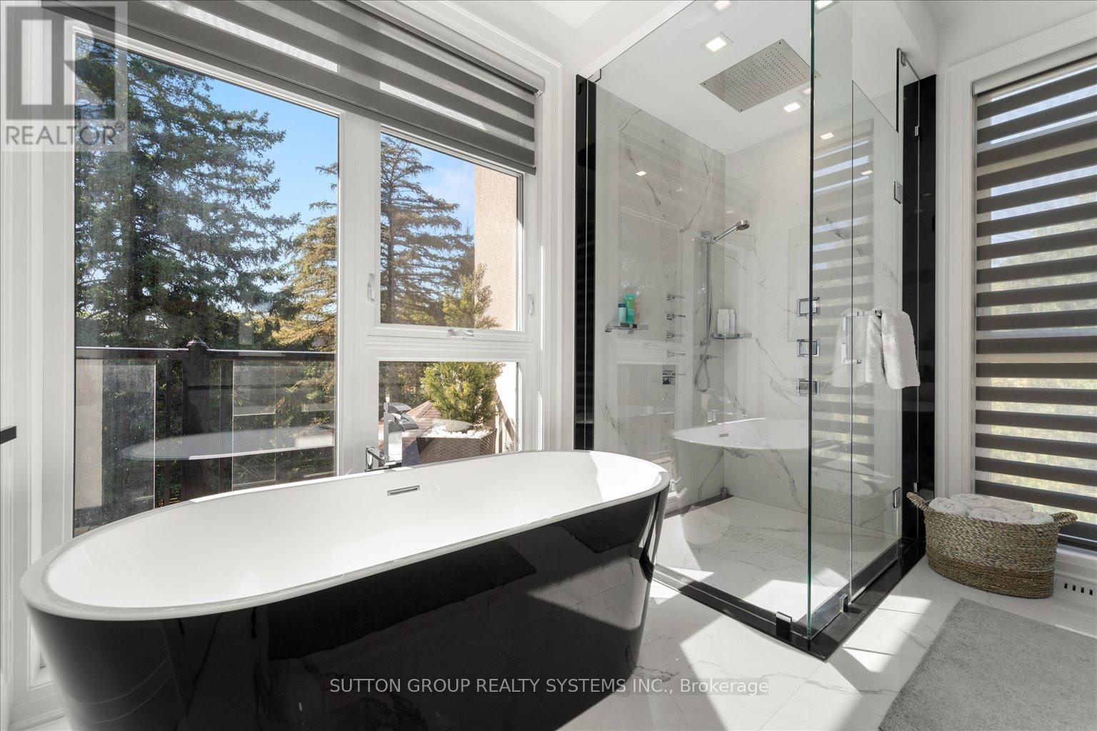 146 MARTIN GROVE ROAD - 21