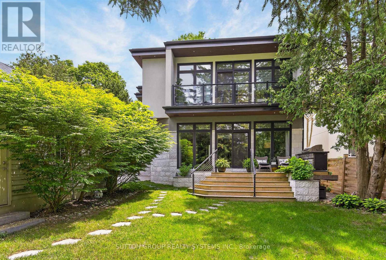 146 MARTIN GROVE ROAD - 29