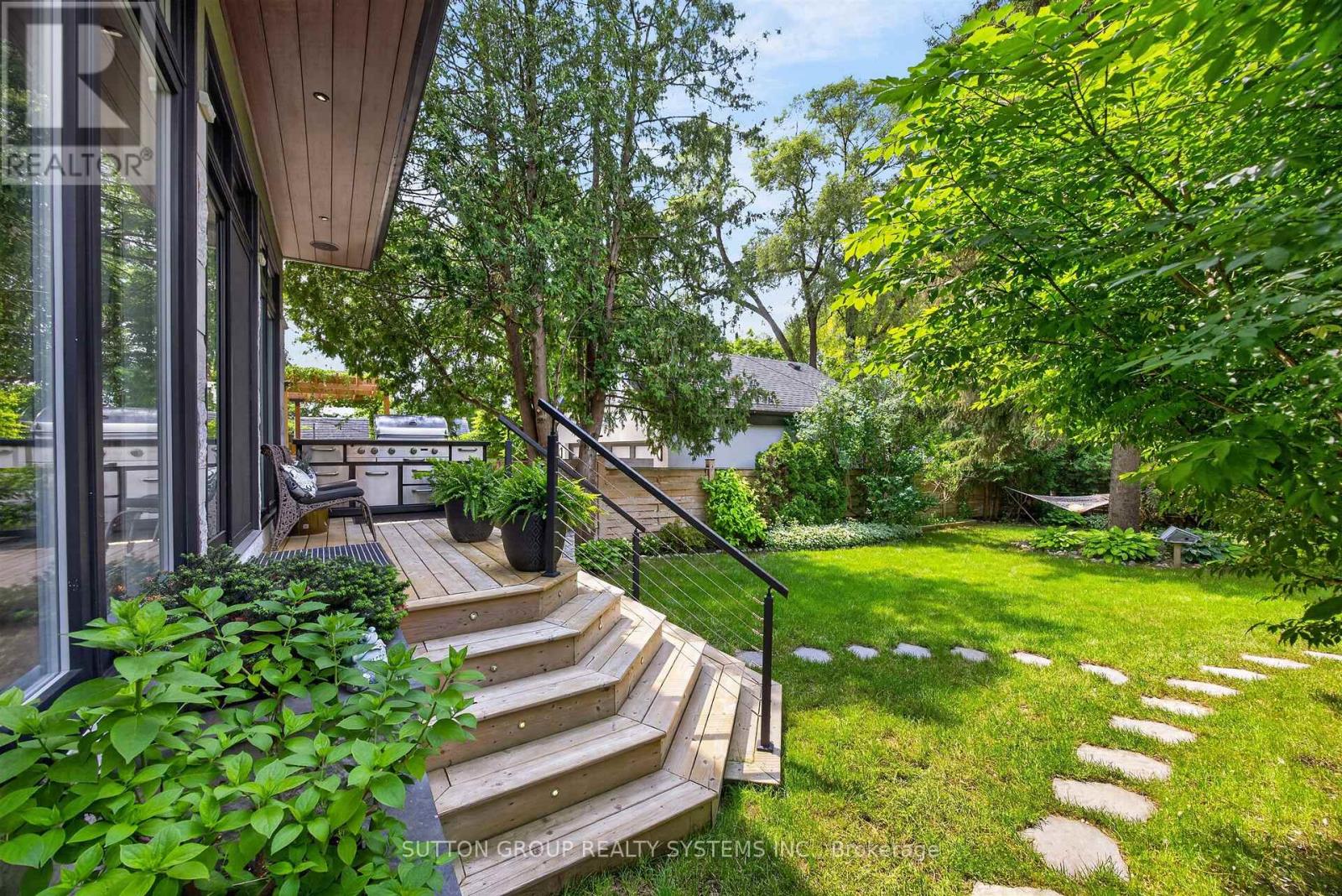 146 MARTIN GROVE ROAD - 30