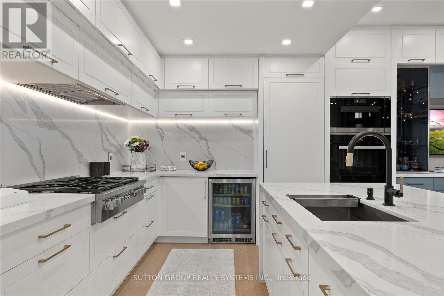 146 MARTIN GROVE ROAD - 5