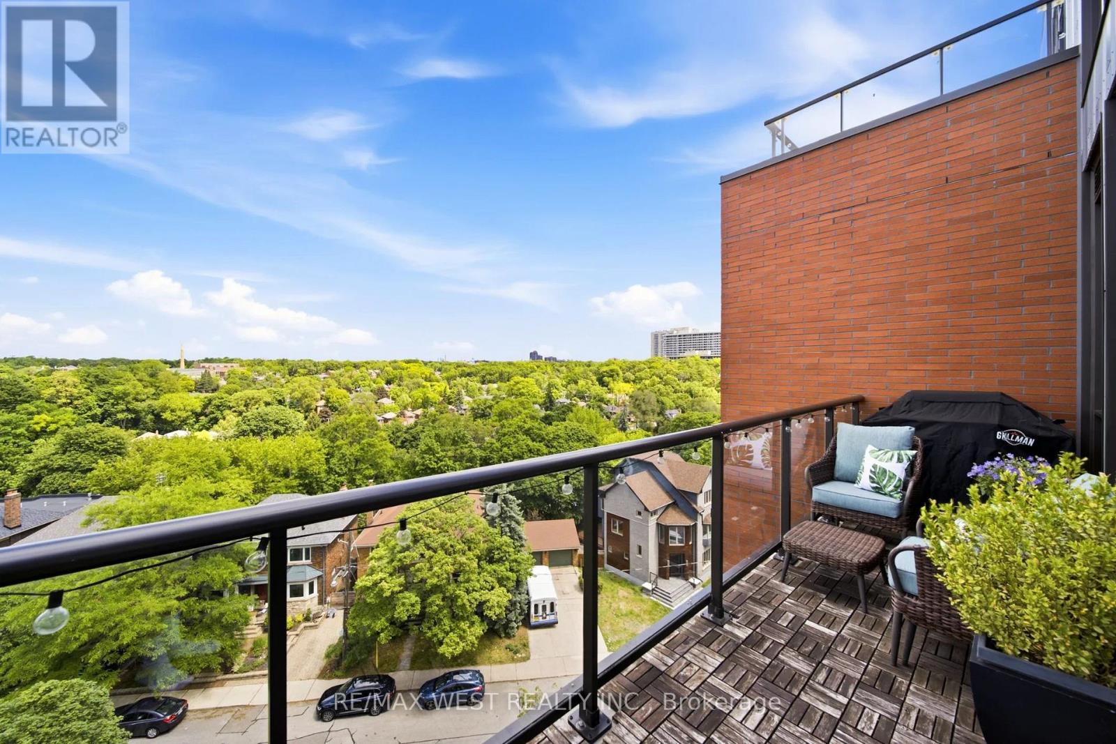 #709 2118 BLOOR STREET W - 13