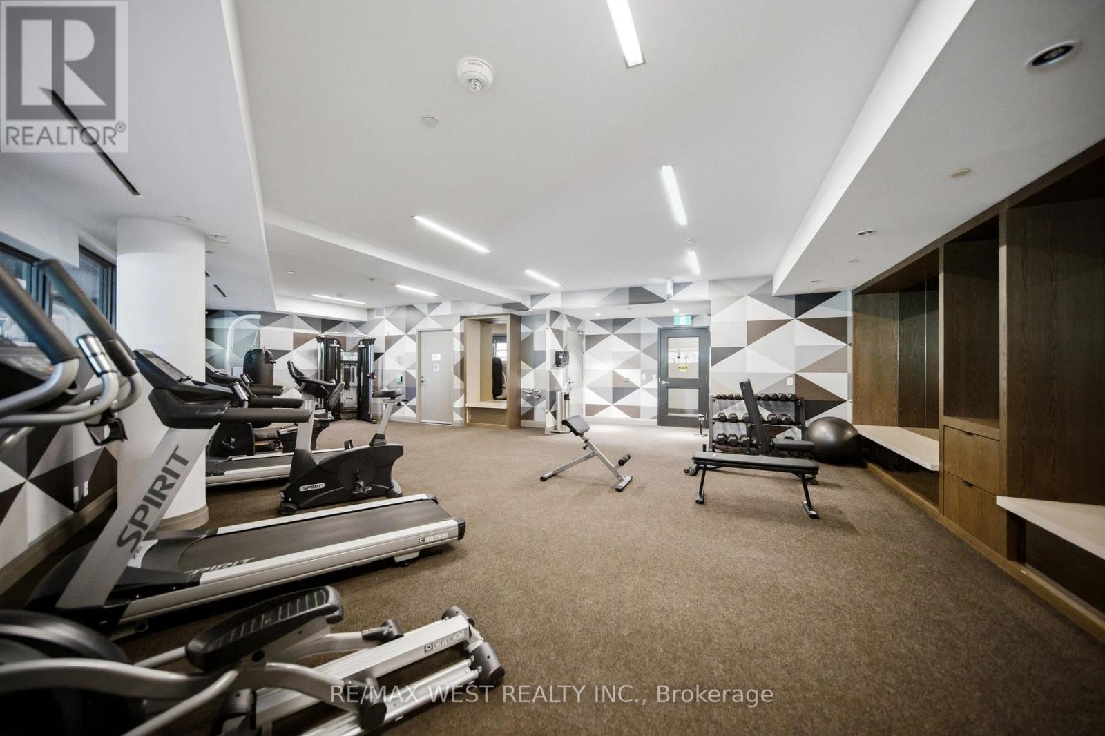 #709 2118 BLOOR STREET W - 17