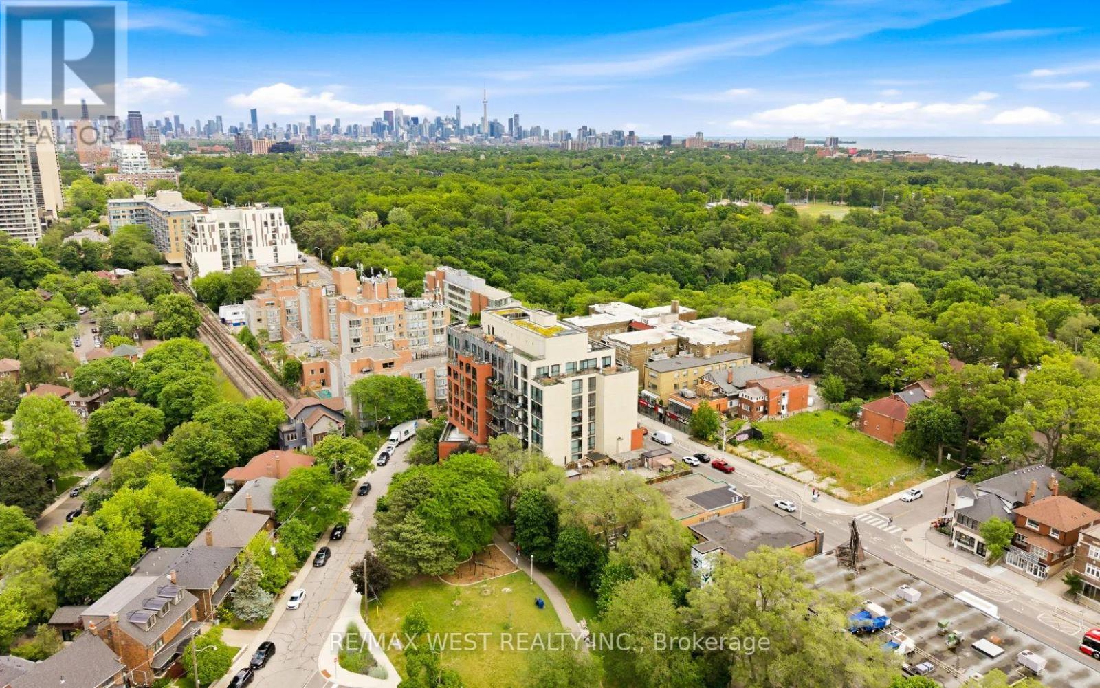 #709 2118 BLOOR STREET W - 21