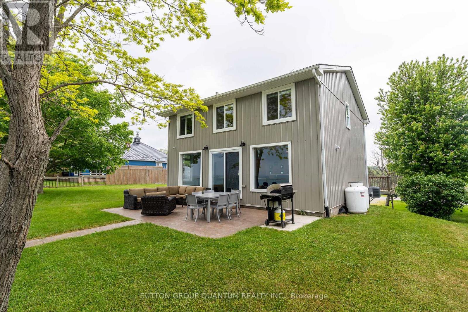 2118 LAKESHORE ROAD - 5