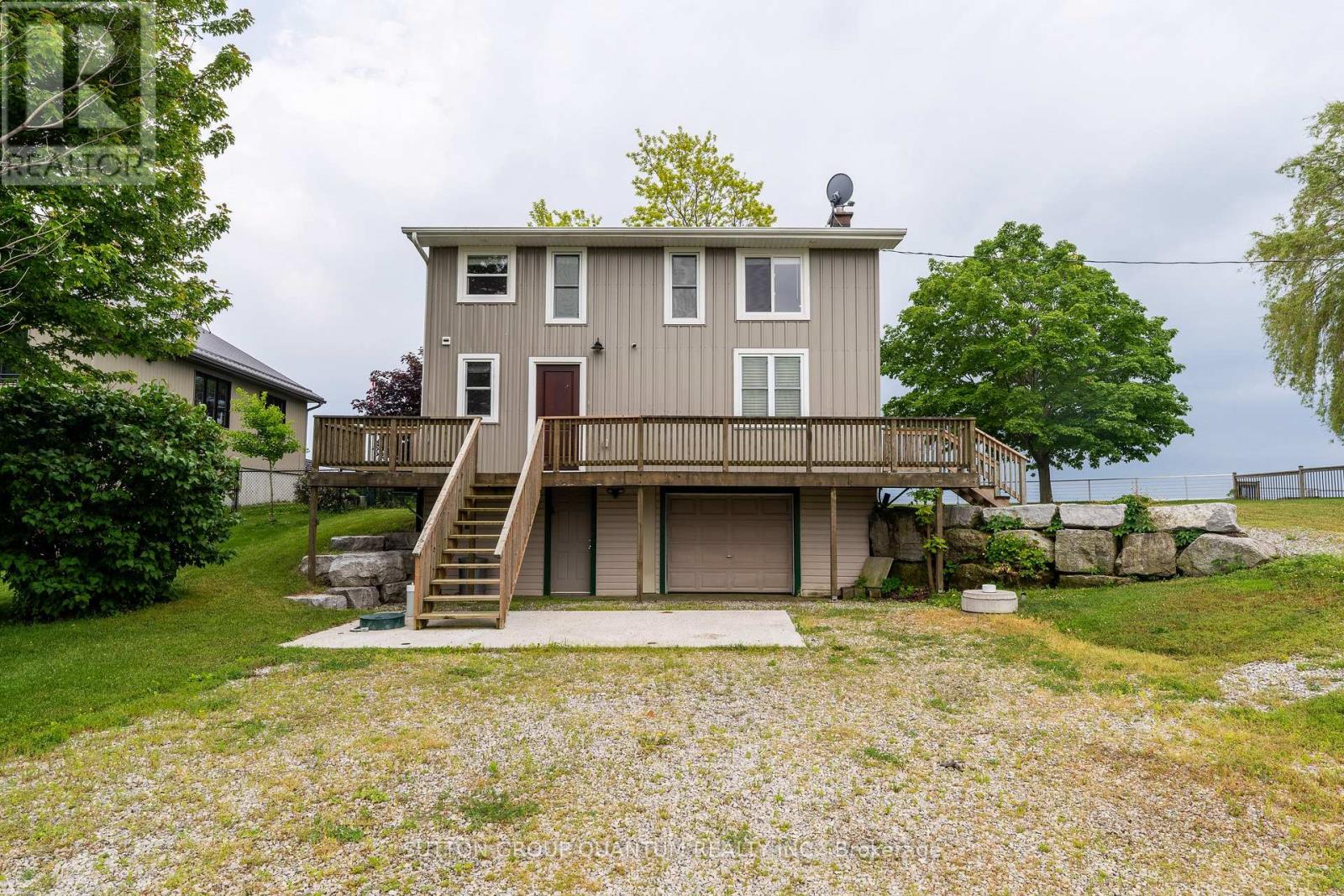 2118 LAKESHORE ROAD - 7
