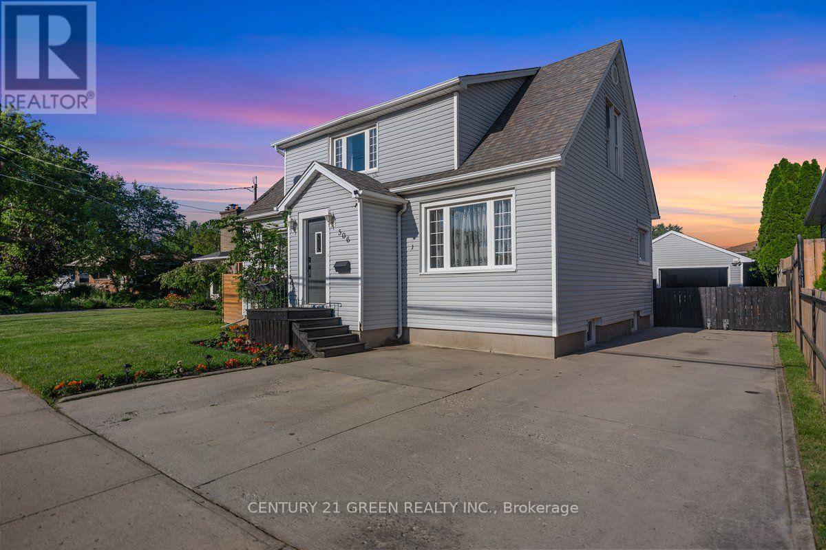 506 NIAGARA STREET - 2