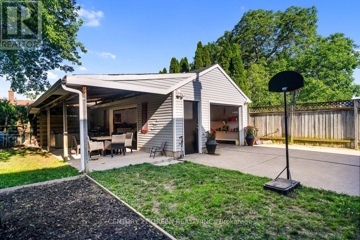 506 NIAGARA STREET - 6