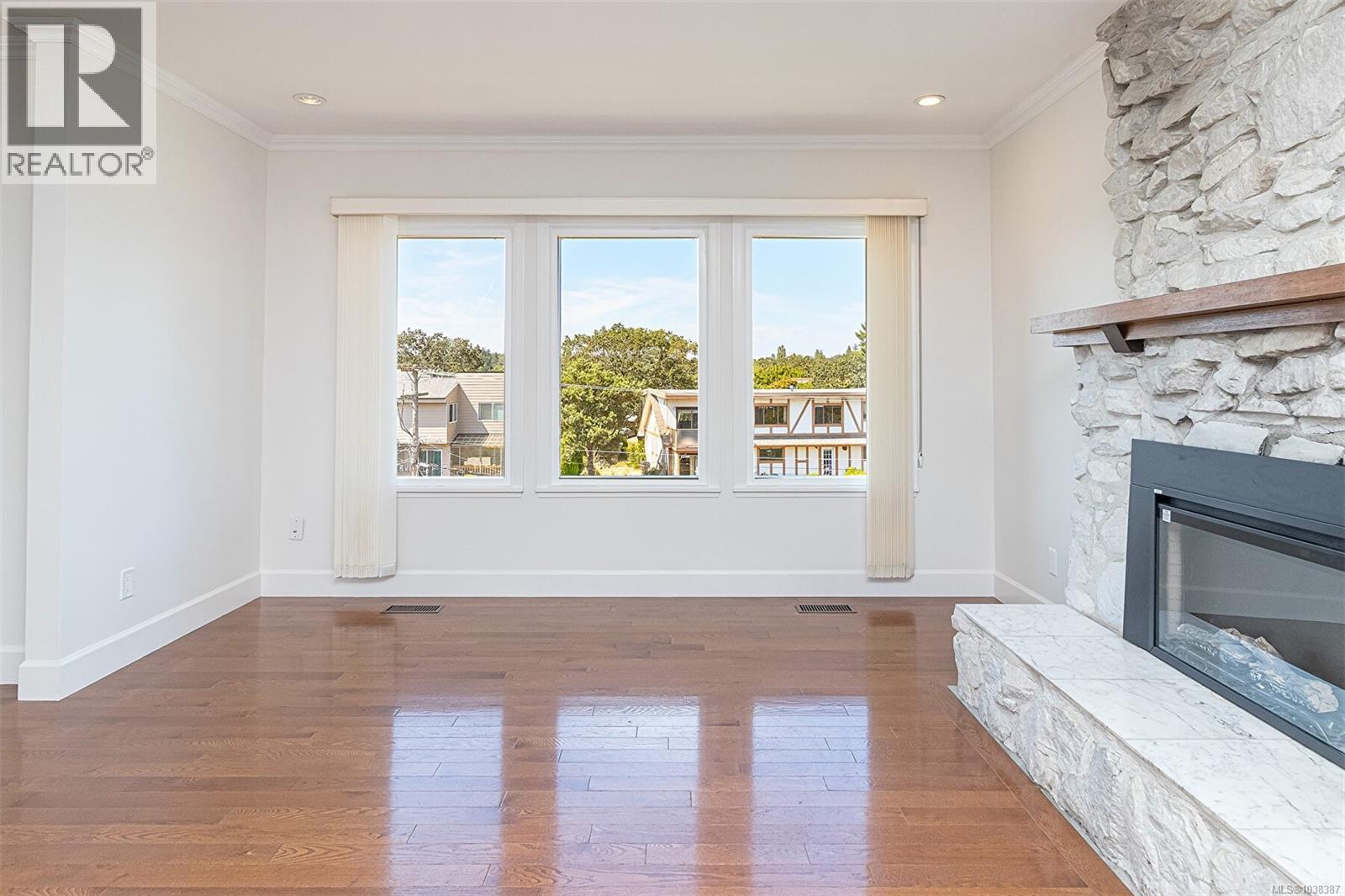 1408 Tovido Lane - 3