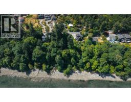 4569 Cordova Bay Rd, Saanich, BC V8X3V6 Photo 10