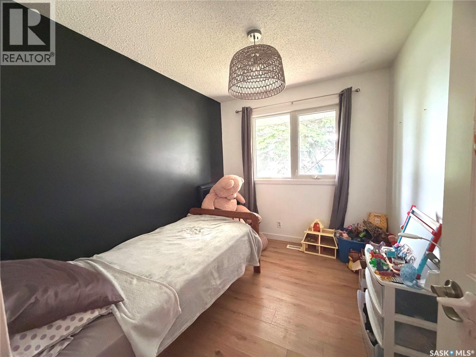 122 Dianne STREET - 11