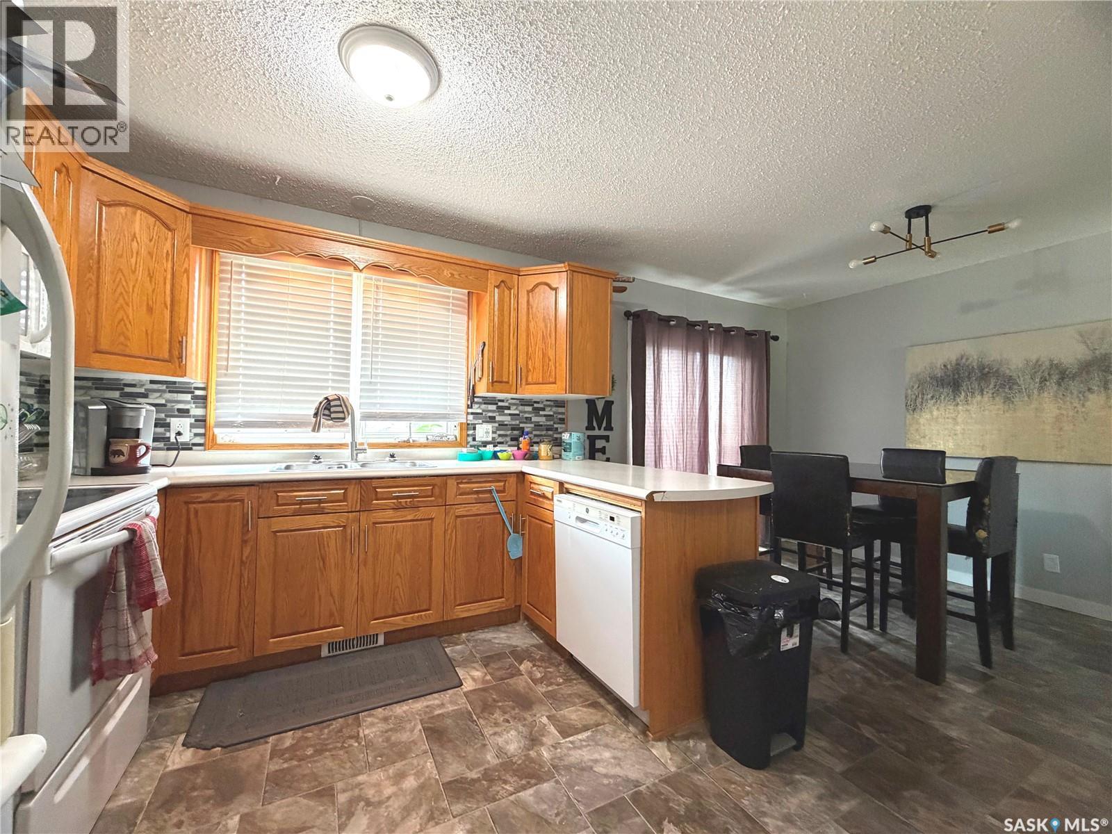 122 Dianne STREET - 5