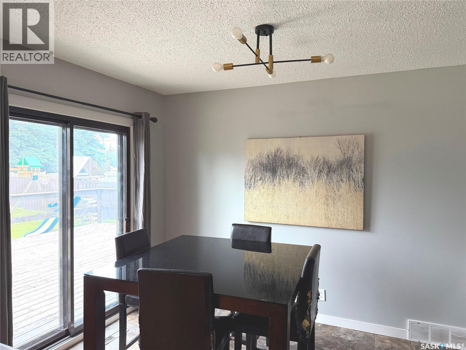 122 Dianne STREET - 7