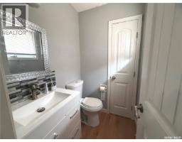 Bedroom - 122 Dianne Street, Balcarres, SK S0G0C0 Photo 9