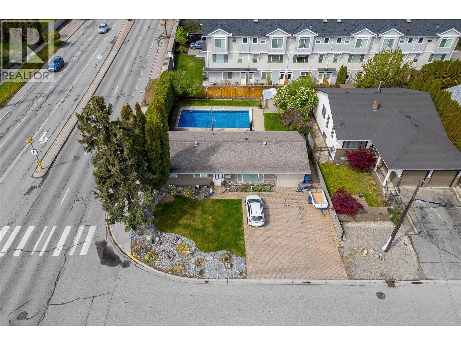 2030 Wilkinson Street - 1