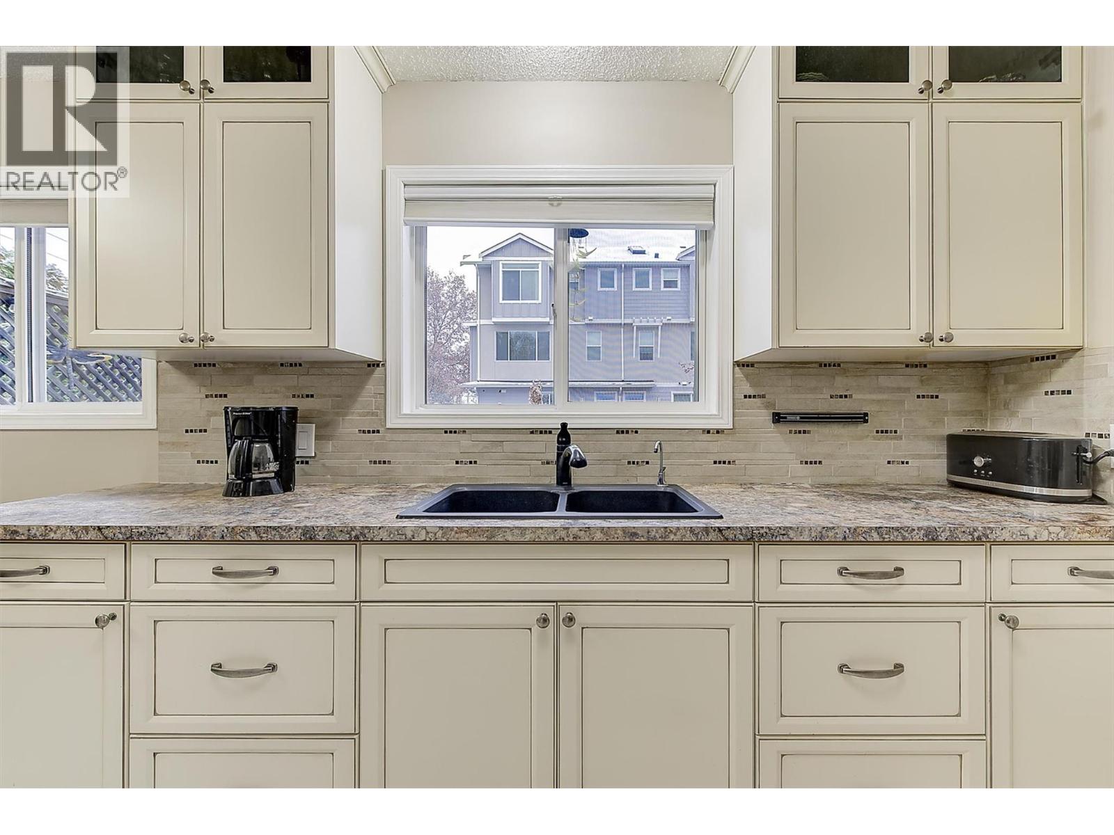 2030 Wilkinson Street - 19